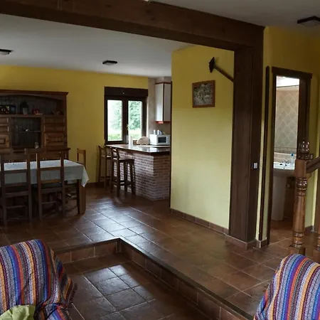 Casa La Cabanuela * Navarredonda de Gredos