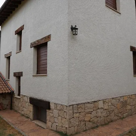 Casa La Cabanuela Navarredonda de Gredos