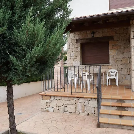 Casa La Cabanuela * Navarredonda